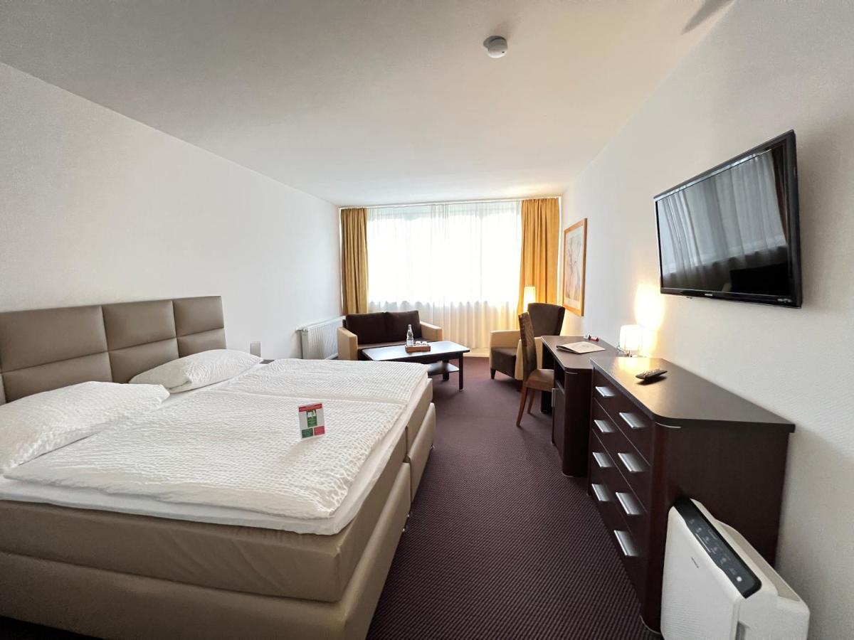 Landhotel Weisses Ross Garni Bad Brueckenau Ngoại thất bức ảnh